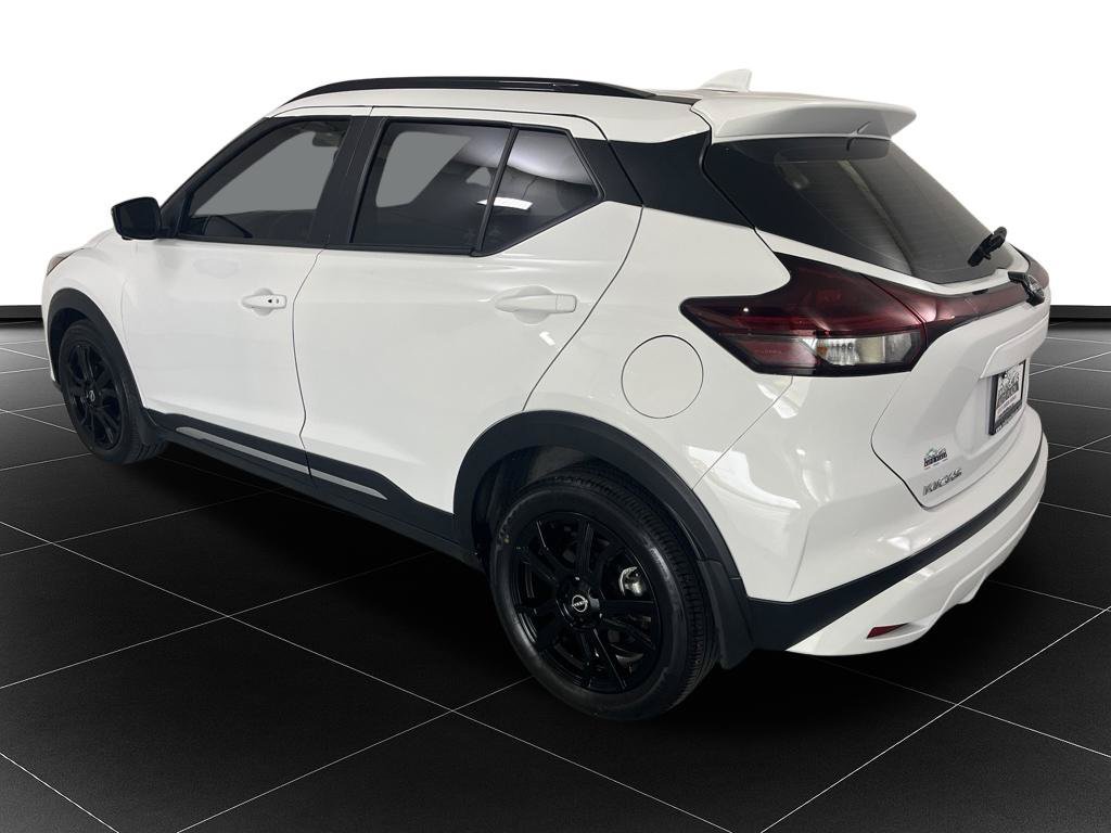 Used 2024 Nissan Kicks SR FWD image 3