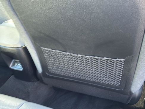 Certified 2024 Hyundai Elantra Limited FWD image 15