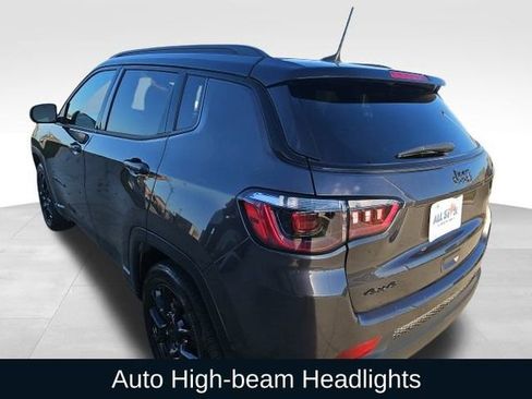 Used 2024 Jeep Compass Latitude w/ Convenience Group image 13