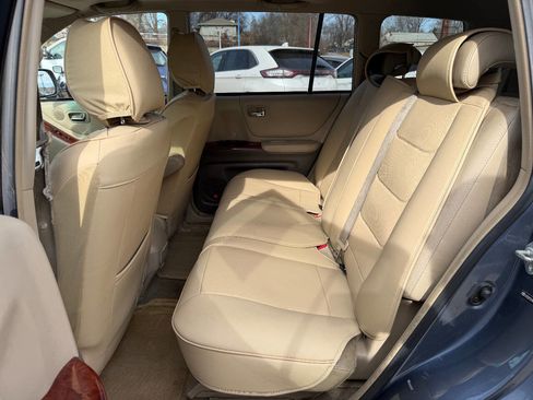 Used 2004 Toyota Highlander Limited image 12