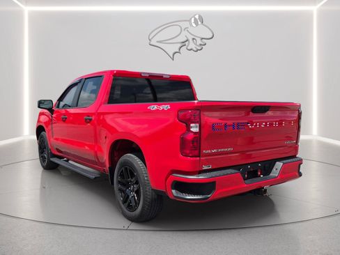 Used 2022 Chevrolet Silverado 1500 Custom AWD/4WD image 3