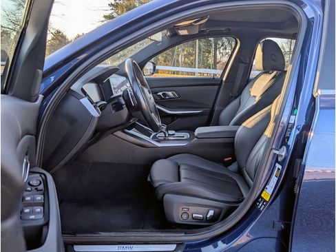 Used 2019 BMW 330i xDrive Sedan w/ Convenience Package image 14