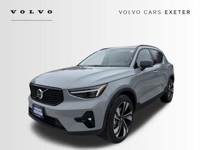 New 2026 Volvo XC40 B5 Ultra w/ Climate Package