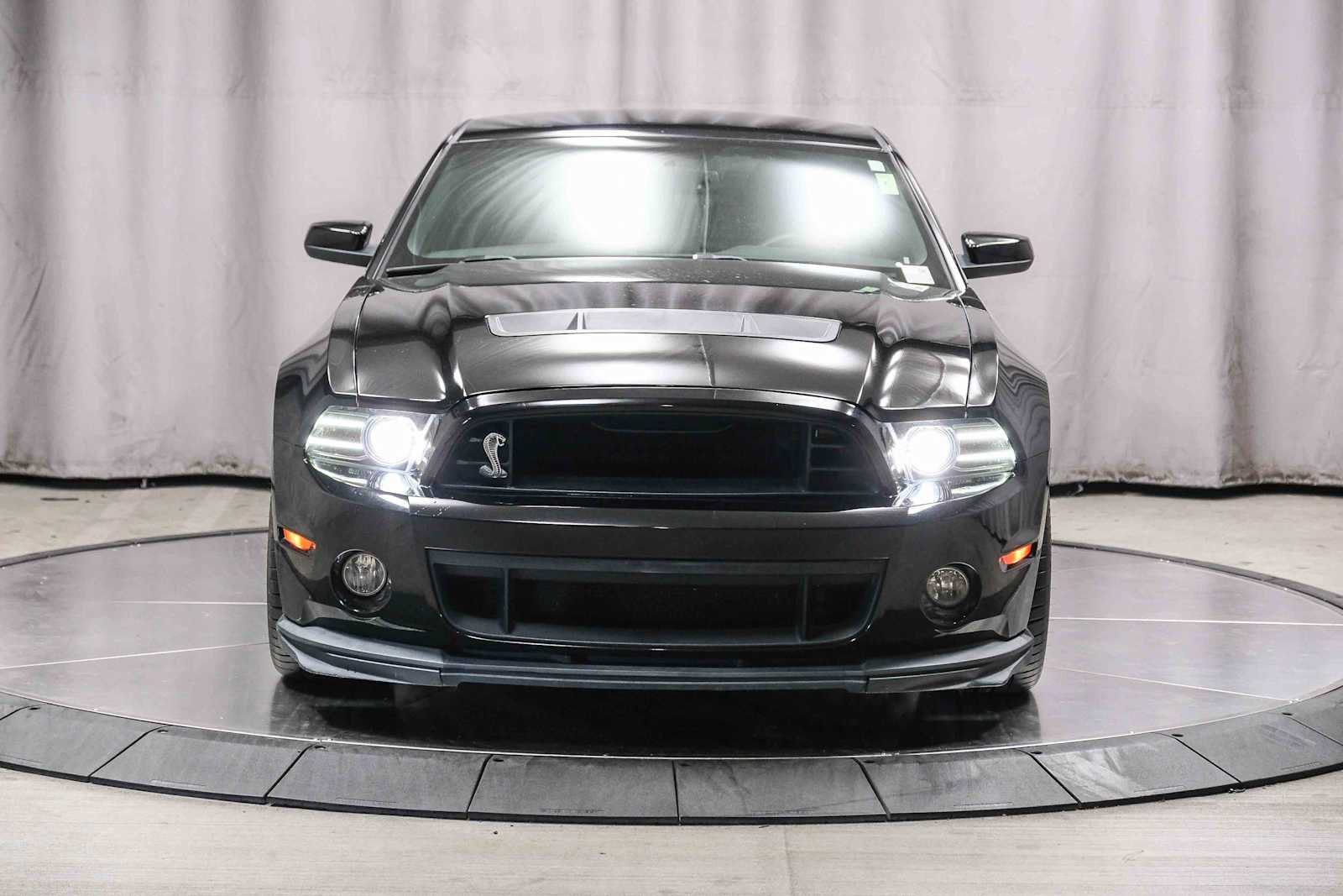 Used 2014 Ford Mustang Shelby GT500 w/ Equipment Group 821A RWD image 6