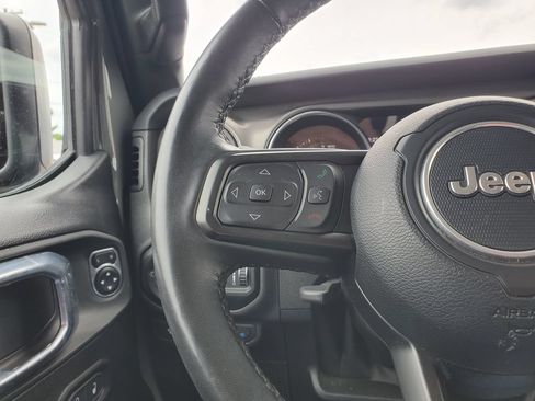 Used 2023 Jeep Wrangler Unlimited w/ Cold Weather Group AWD/4WD image 23