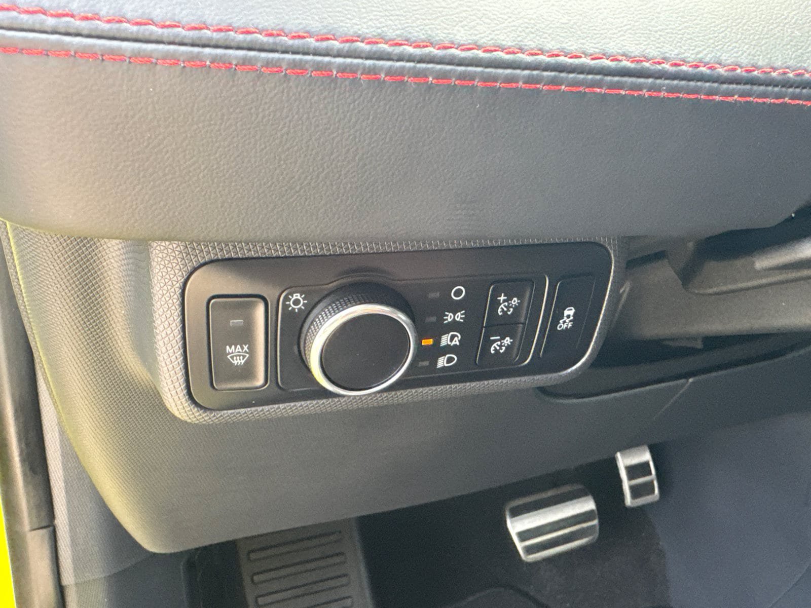 Used 2025 Ford Mustang Mach-E Premium w/ Sport Appearance Package RWD image 38