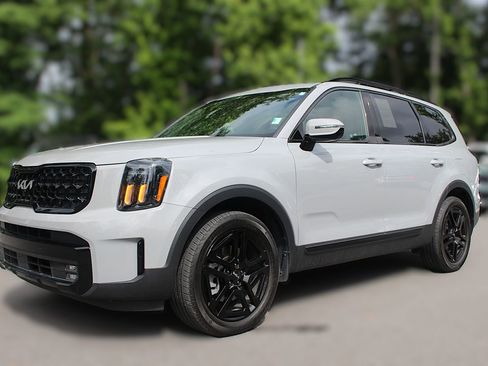Certified 2024 Kia Telluride SX Prestige X-Line AWD/4WD image 3