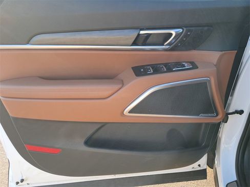 Used 2023 Kia Telluride SX X-Pro image 9