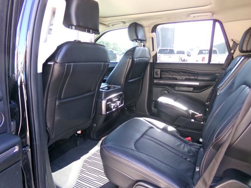 Used 2020 Ford Expedition Platinum image 10