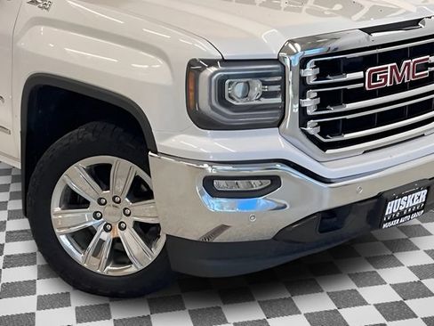 Used 2018 GMC Sierra 1500 SLT AWD/4WD image 29