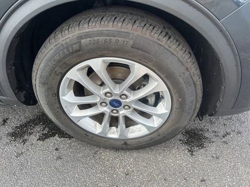 Used 2022 Ford Escape SE w/ Convenience Package image 5