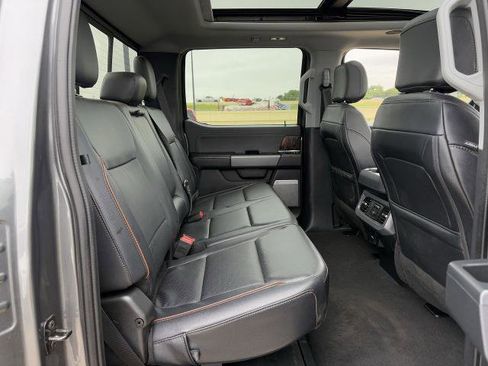 Certified 2025 Ford F250 Lariat w/ Lariat Ultimate Package AWD/4WD image 33