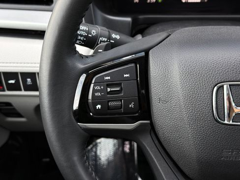 Used 2025 Honda Odyssey EX-L image 33