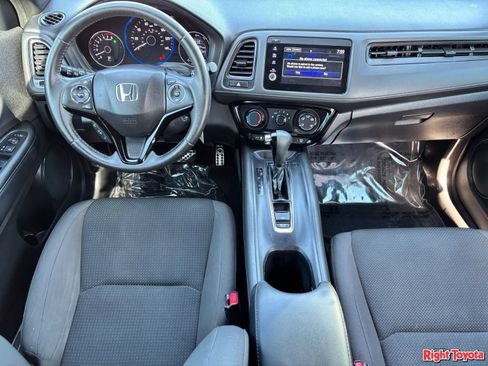 Used 2022 Honda HR-V Sport image 14