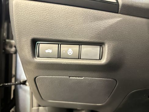 New 2026 Nissan Sentra SV w/ SV Convenience Package FWD image 15