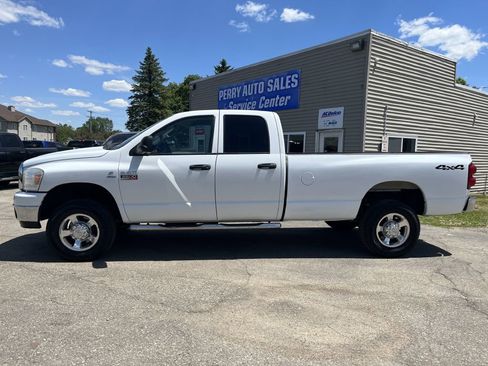 Used 2008 Dodge Ram 2500 Truck SLT w/ Popular Equipment Group AWD/4WD image 1