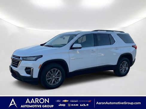 Used 2023 Chevrolet Traverse LT FWD image 1