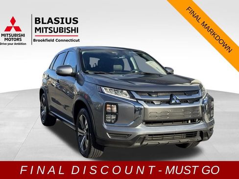 Used 2023 Mitsubishi Outlander Sport ES image 1