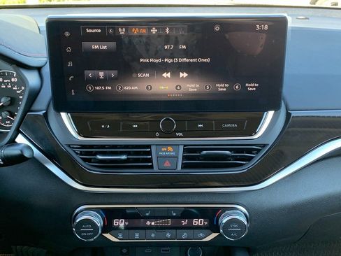 New 2025 Nissan Altima 2.5 SR w/ SR Premium Package image 12