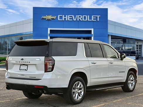 Certified 2022 Chevrolet Suburban Premier image 6