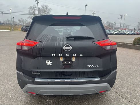 Used 2023 Nissan Rogue SV w/ SV Premium Package image 6