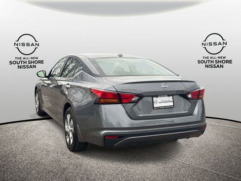 Used 2025 Nissan Altima 2.5 S image 7