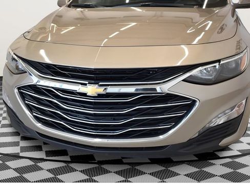 Used 2023 Chevrolet Malibu LT w/ Driver Confidence Package FWD image 14