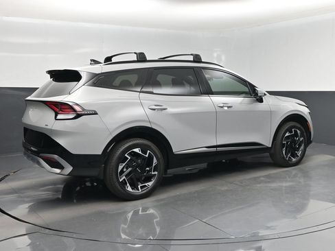 Certified 2025 Kia Sportage SX AWD/4WD image 3