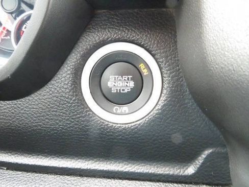 Used 2022 RAM 1500 Big Horn AWD/4WD image 23