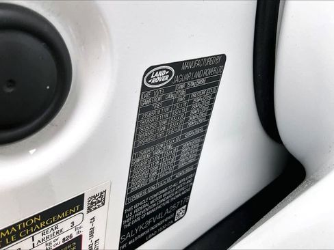 Used 2020 Land Rover Range Rover Velar R-Dynamic S image 35