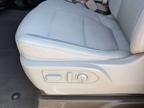 Used 2021 GMC Sierra 1500 SLE image 13