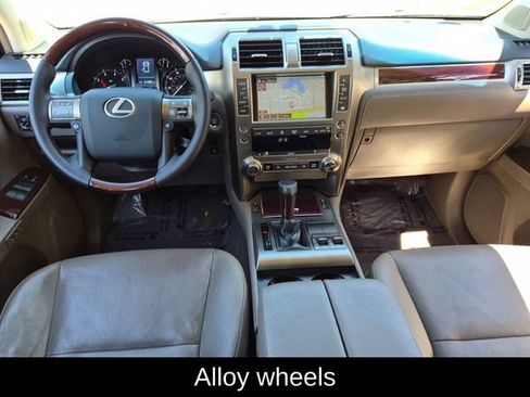 Used 2015 Lexus GX 460 w/ Premium Package AWD/4WD image 25