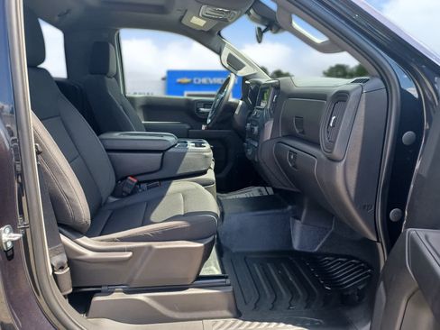 Used 2023 Chevrolet Silverado 1500 W/T w/ WT Value Package AWD/4WD image 18