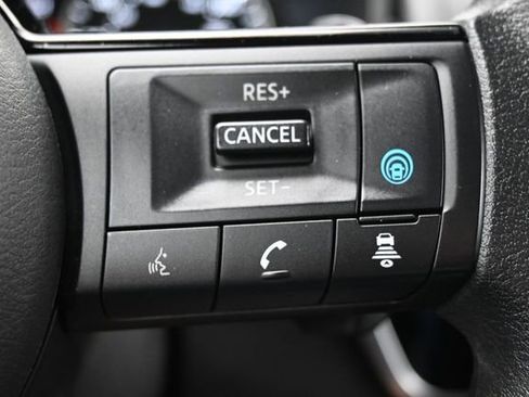 Used 2021 Nissan Rogue SV FWD image 26