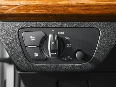 Used 2023 Audi Q5 2.0T Premium Plus w/ Premium Plus Package image 28