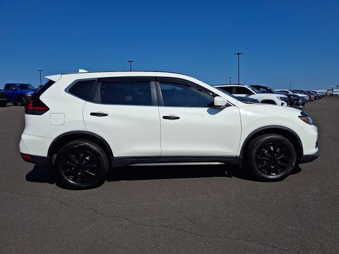 Used 2019 Nissan Rogue S AWD/4WD image 7