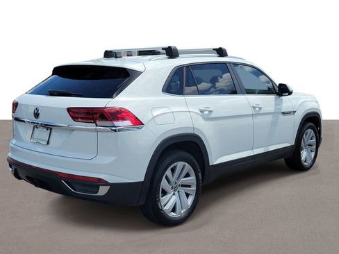Used 2023 Volkswagen Atlas Cross Sport SE FWD image 4