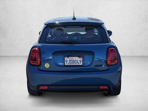 Used 2024 MINI Cooper SE FWD image 3