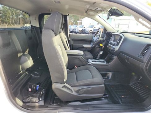 Used 2022 Chevrolet Colorado LT w/ Fleet Safety Package image 17