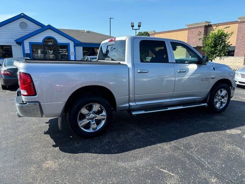 Used 2017 RAM 1500 Big Horn AWD/4WD image 4