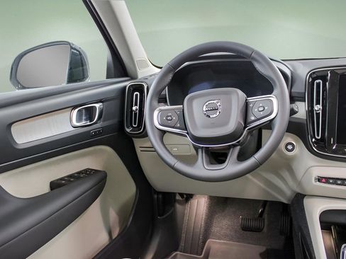 New 2026 Volvo XC40 B4 Plus w/ Protection Package Premier image 15