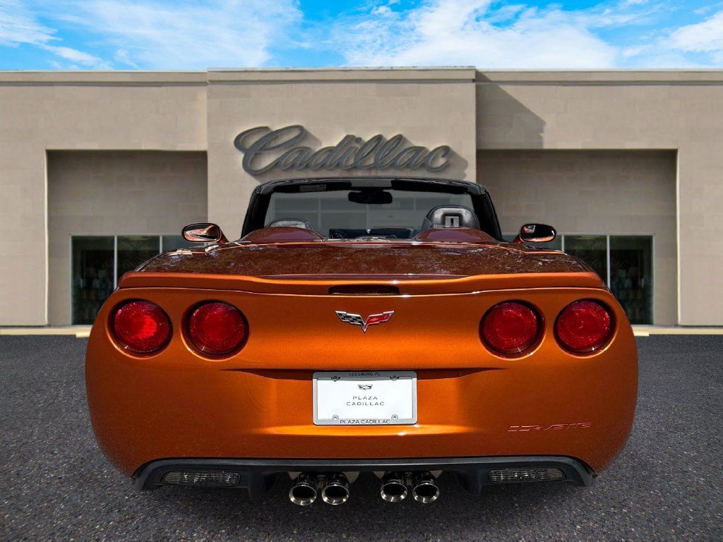 Used 2007 Chevrolet Corvette Convertible w/ Preferred Equipment Group RWD image 3