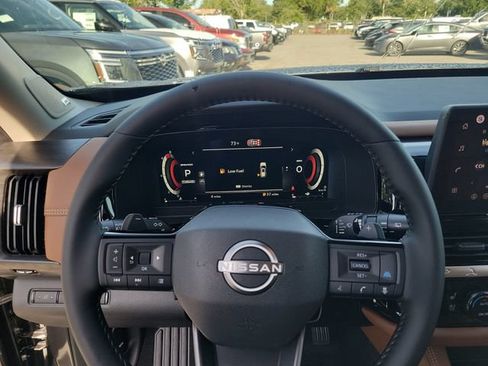 New 2026 Nissan Pathfinder Platinum FWD image 25