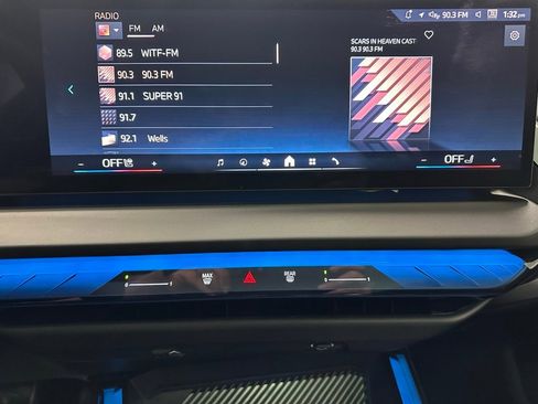 Used 2025 BMW X3 xDrive30i w/ M Sport Package image 26