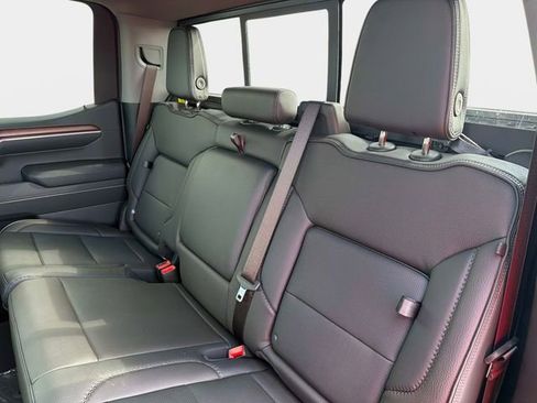 New 2026 GMC Sierra 1500 Denali w/ Denali Reserve Package image 12