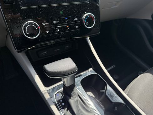 Used 2022 Hyundai Tucson SEL FWD image 13
