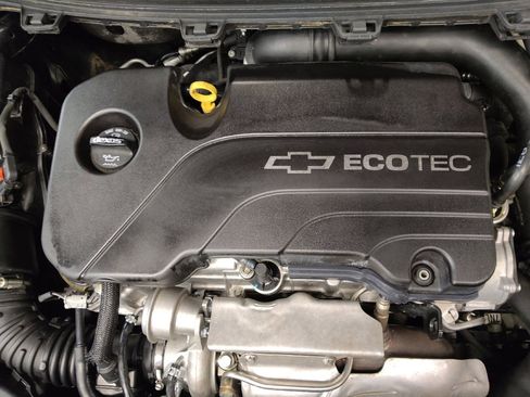 Used 2017 Chevrolet Cruze Premier image 30