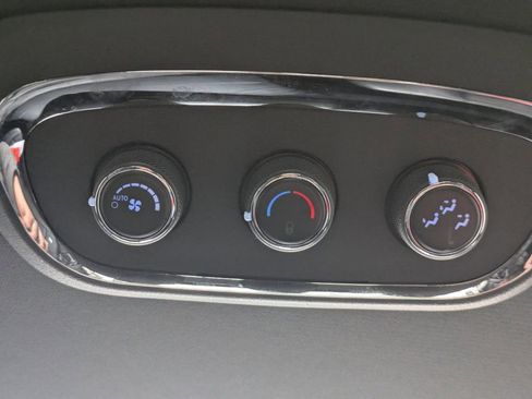 Used 2020 Dodge Durango R/T w/ Technology Group image 18