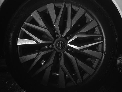 Used 2025 Nissan Altima 2.5 SV image 15