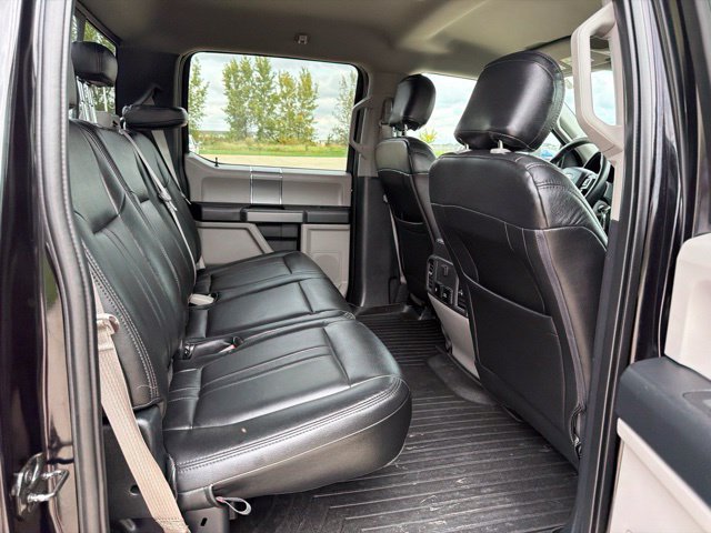 Used 2019 Ford F150 XLT w/ Equipment Group 302A Luxury AWD/4WD image 23